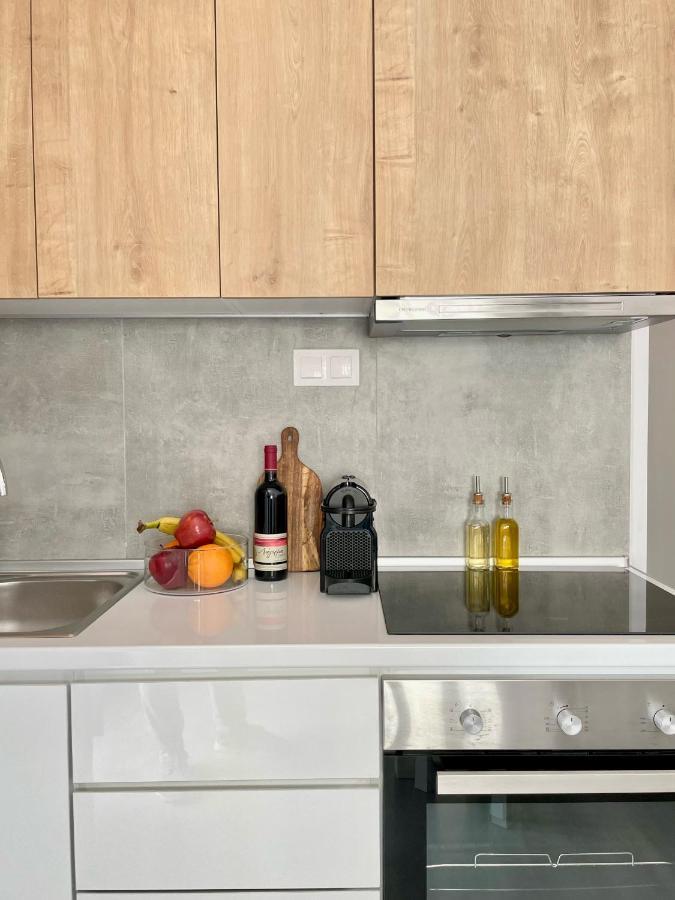 Domus City Apartment With Wonderful Balcony Солун Екстериор снимка
