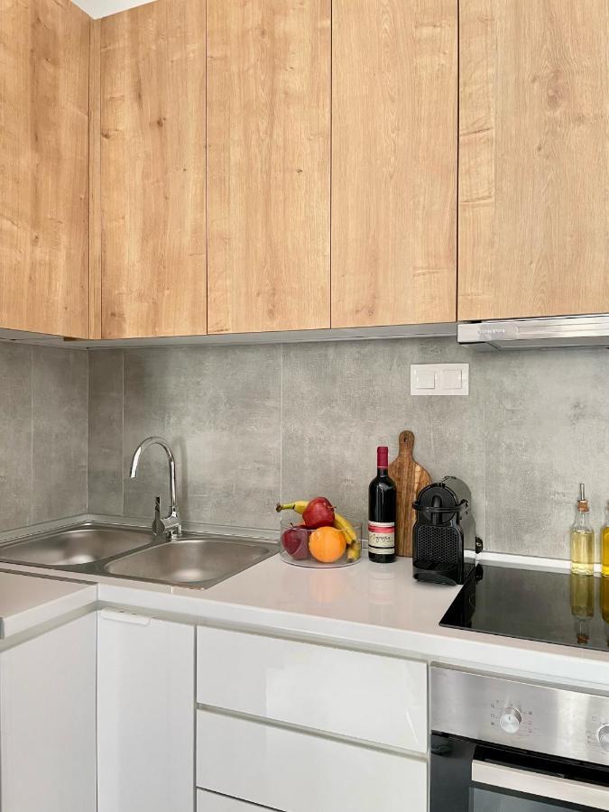 Domus City Apartment With Wonderful Balcony Солун Екстериор снимка