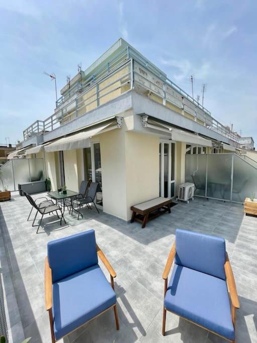 Domus City Apartment With Wonderful Balcony Солун Екстериор снимка